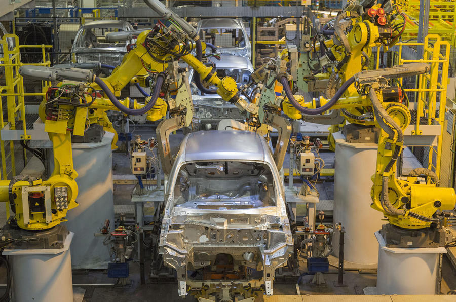 British car production falls for tenth consecutive month