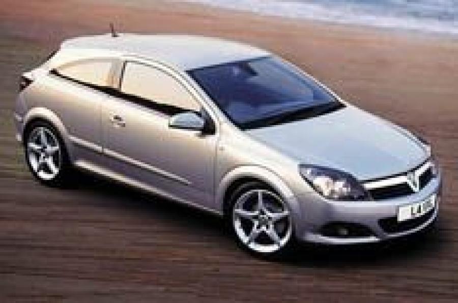Sleeker style for Astra's 3dr coupe