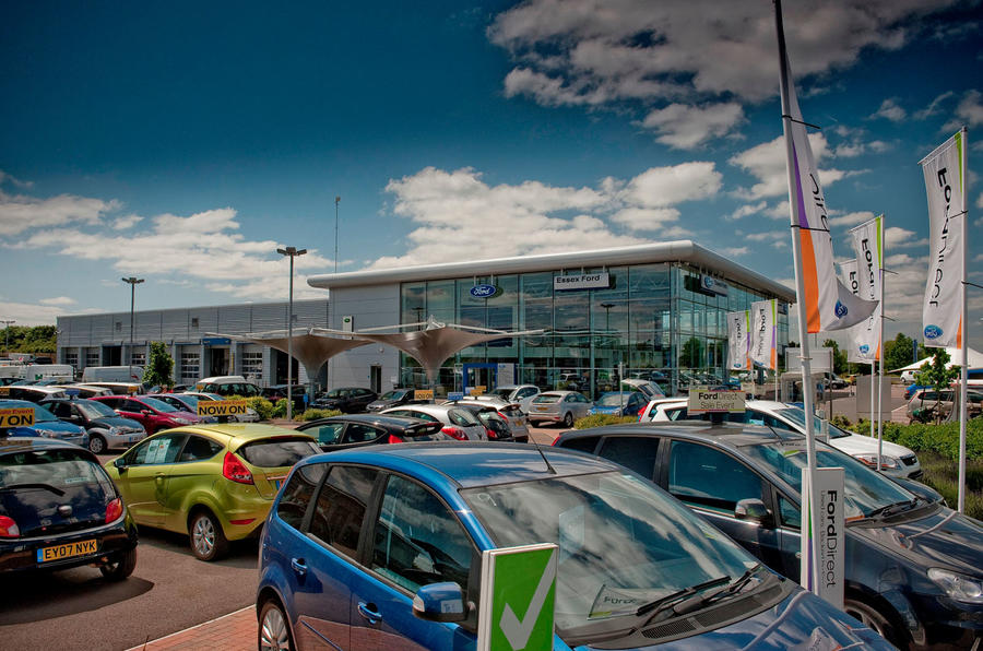 Government advisors call for 2030 petrol and diesel ban