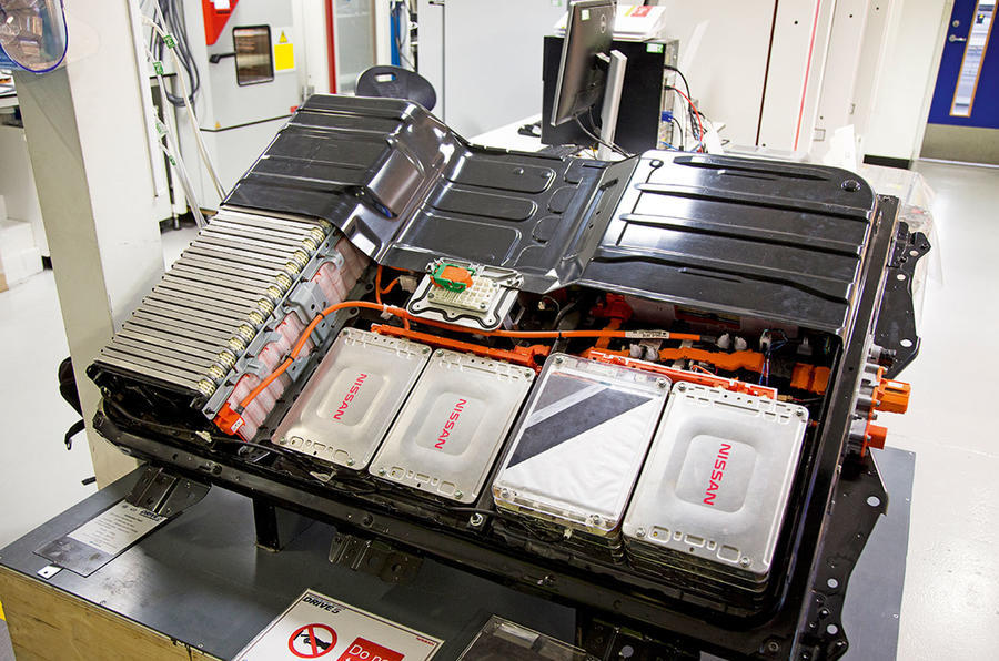 UK moves closer to major battery plant for electric cars